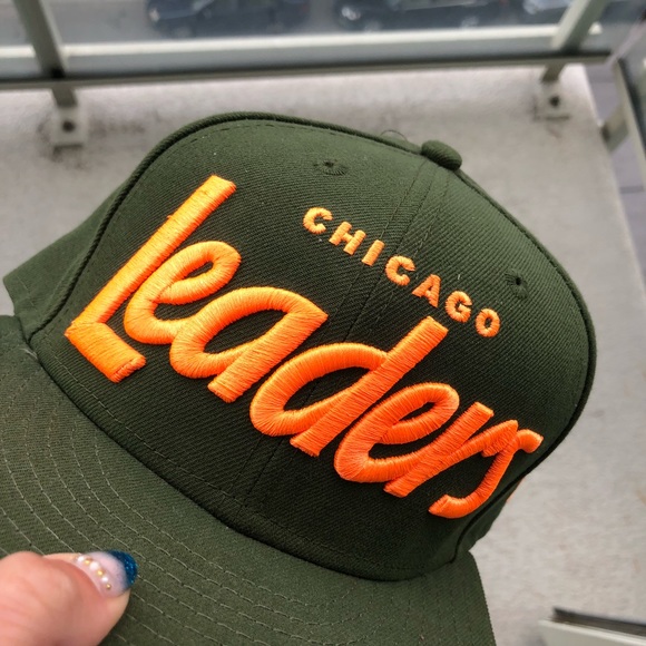 Leaders Chicago hat - Picture 2 of 5